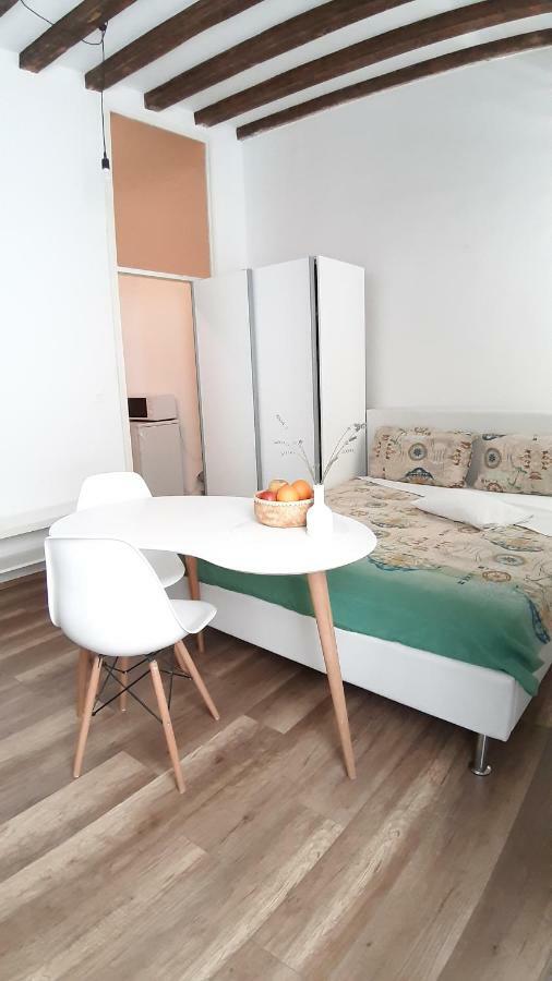 Apartment D2 4U ซาดาร์ ภายนอก รูปภาพ